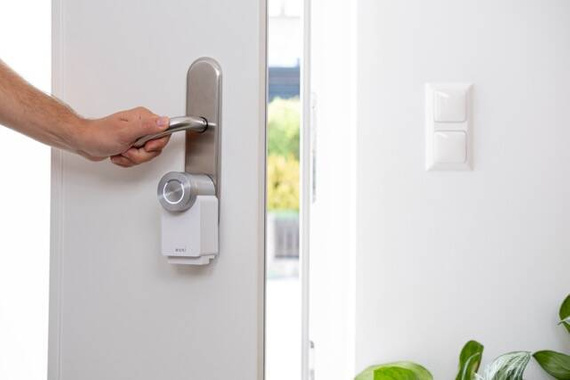 Nuki Smart Lock Pro (4 gen) (biały)