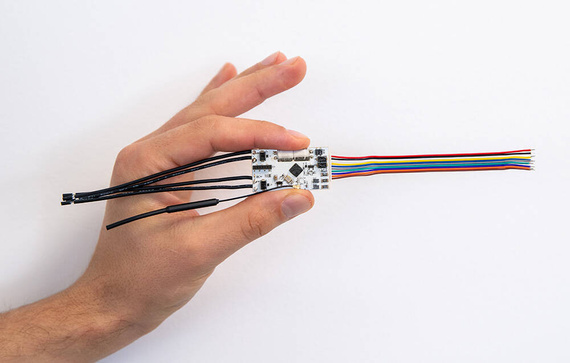 Uniwersalny sterownik WiFi Shelly Plus UNI