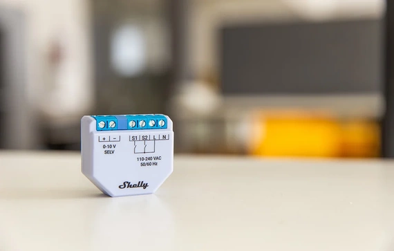Shelly Plus 0-10V Dimmer Ściemniacz światła