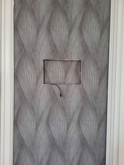 SmartThin - ramka podtynkowa do tabletu (biała)