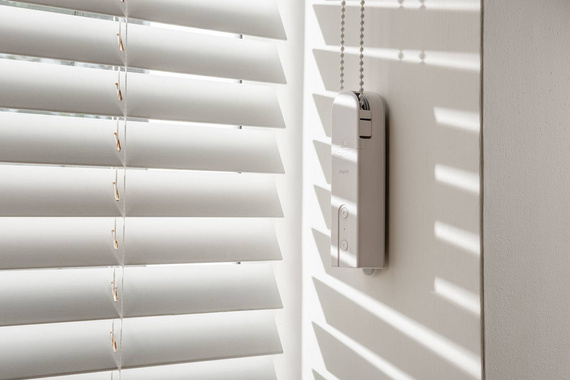 Aqara E1 - silnik do rolet wewnętrznych (EU)