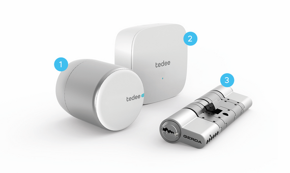 Zestaw zamka tedee PRO (srebrny) z wkładką typu A