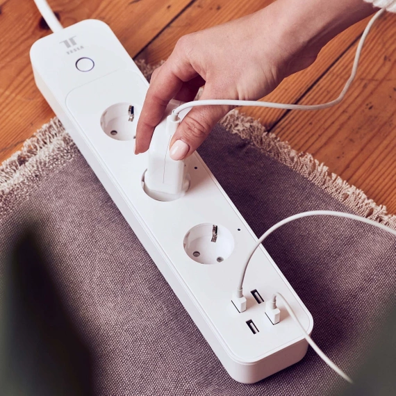 TESLA Smart Power Strip 3 + 4 USB