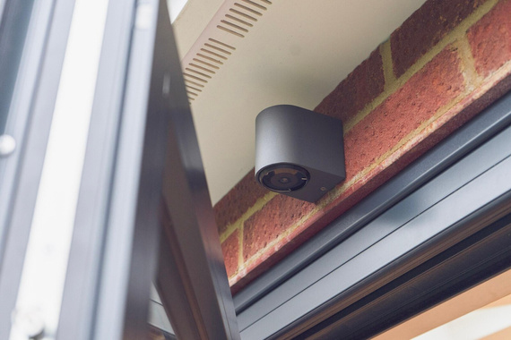 Faradite obudowa ścienna do czujnika (czarna)