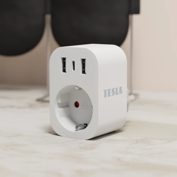 TESLA Smart Plug SP300 3 USB