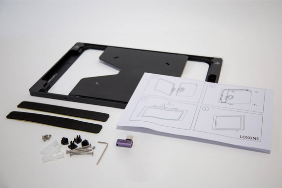 Loxone ramka ścienna na iPad 10,9'' (antracytowa)