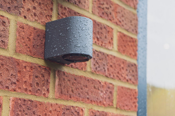 Faradite obudowa ścienna do czujnika (czarna)