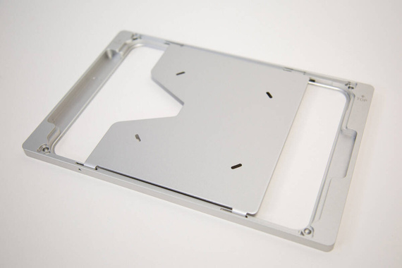 Loxone ramka ścienna na iPad 10,9'' (srebrna)